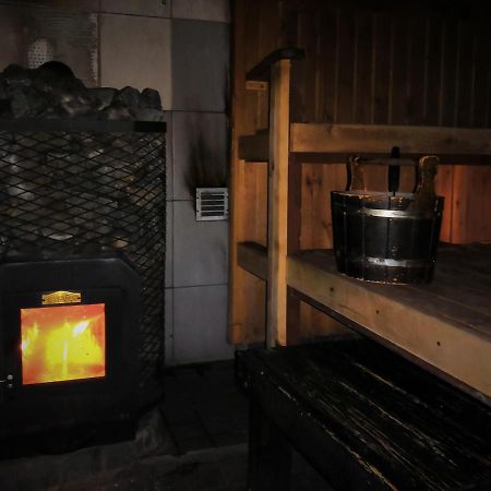 Vanhan Koulun Majatalo-Old School Guest House Kolinkylä Extérieur photo