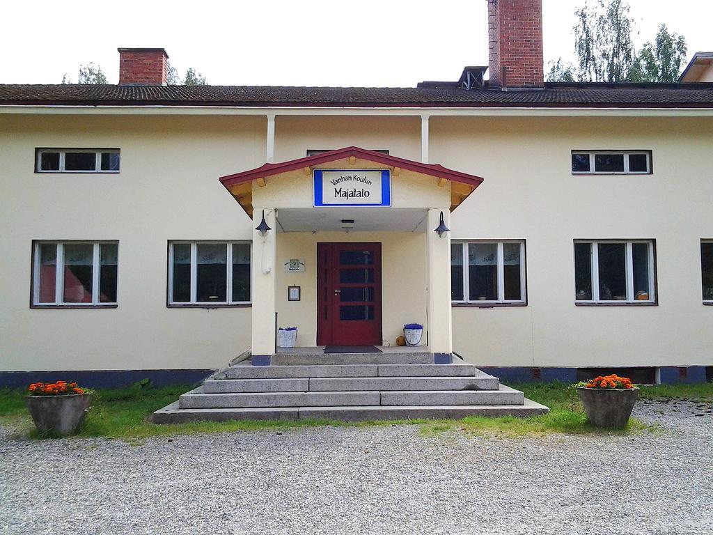 Vanhan Koulun Majatalo-Old School Guest House Kolinkylä Extérieur photo